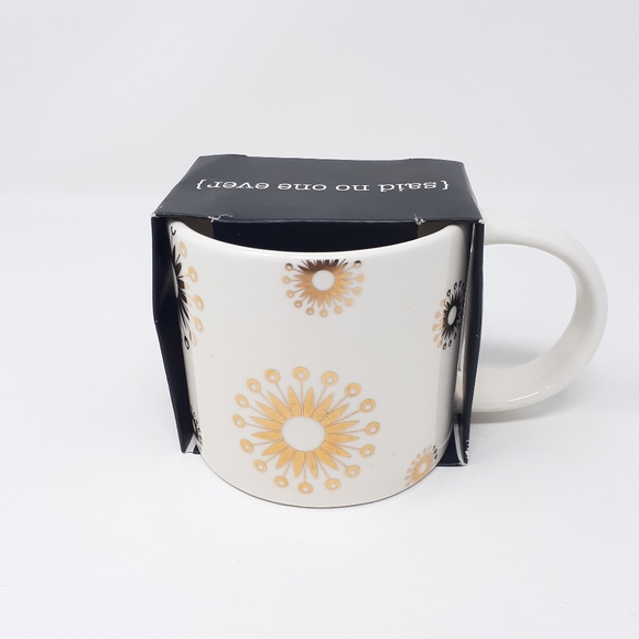 GRASSLANDS ROAD Christmas Break Mug - Picture 3 of 5